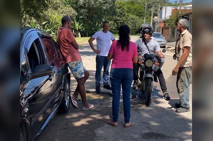 Solicitação de tapa buraco - Vista Alegre