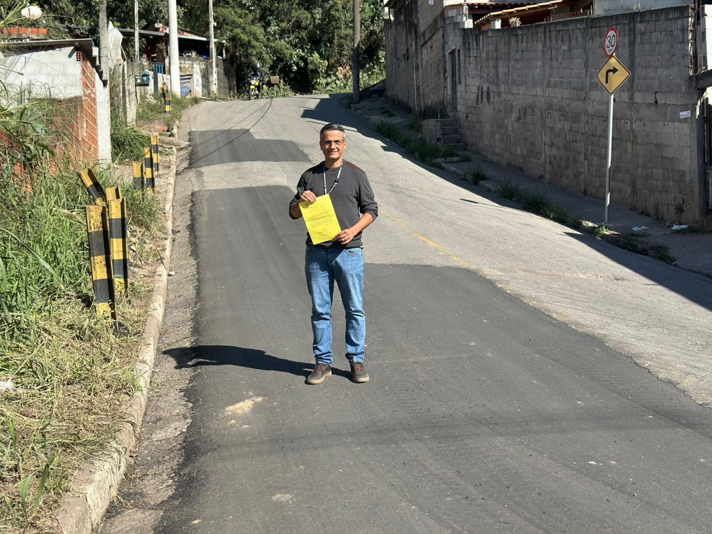 Indicação Atendida: Rua Alcântara Machado Recebe Operação Tapa-Buraco